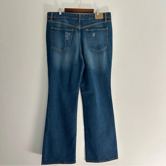 NWT Grace & Emma Mid Rise Chloe Straight Leg Distressed Denim Jeans Size 18 - Picture 6 of 14